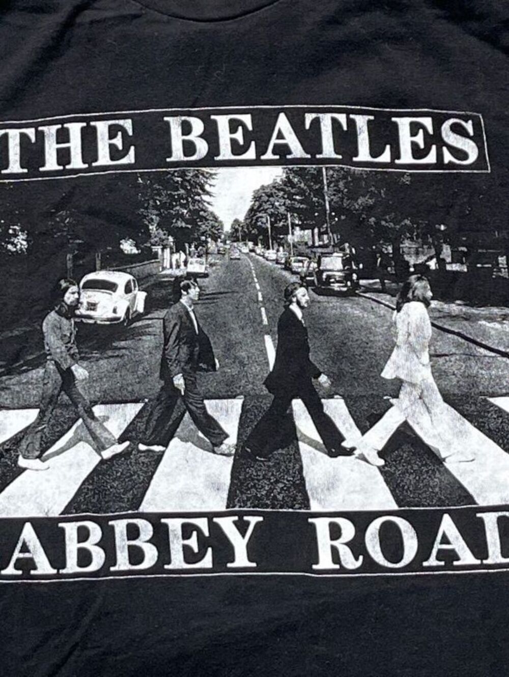 The Beatles Preowned Medium T-shirt